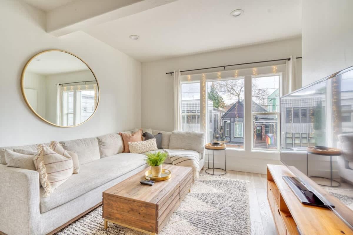 Stay Portland - Perfect Portland Farmhouse Loft - Breweries & Bars Exterior foto
